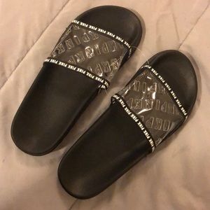 Slides from Victoria’s Secret / PINK